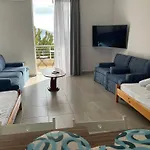 Mojito With Sea View &free Parking Sarandë