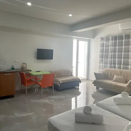 Mojito With Sea View &free Parking * Sarandë