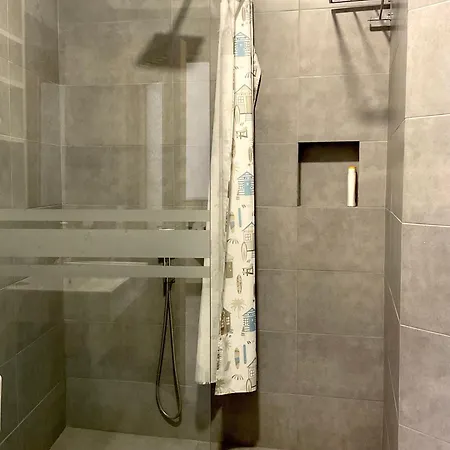 Mojito With Sea View &free Parking Sarandë