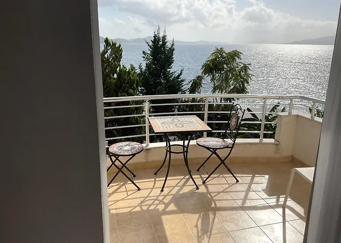 Mojito With Sea View &free Parking 公寓 Sarandë